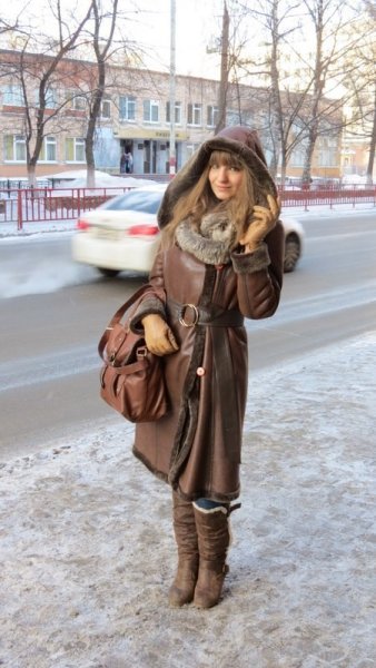 Шарф с дубленкой