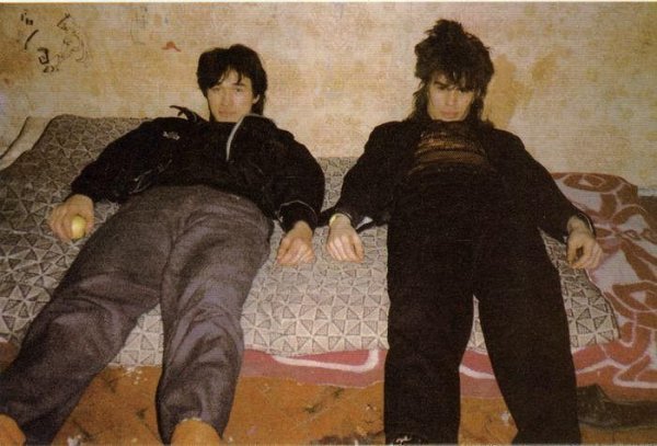 Цой и Каспарян 1990