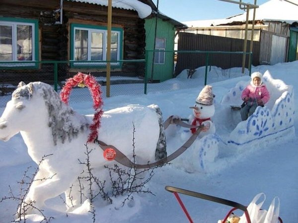 Снежные фигуры из снега