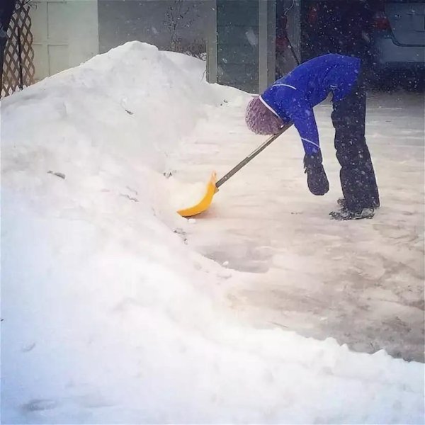 Уборка снега прикольные