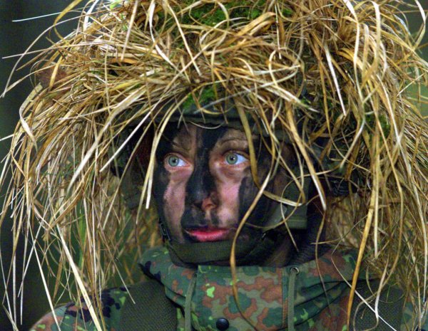 Военный в засаде