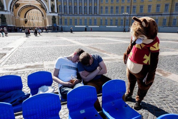 Веселые россияне