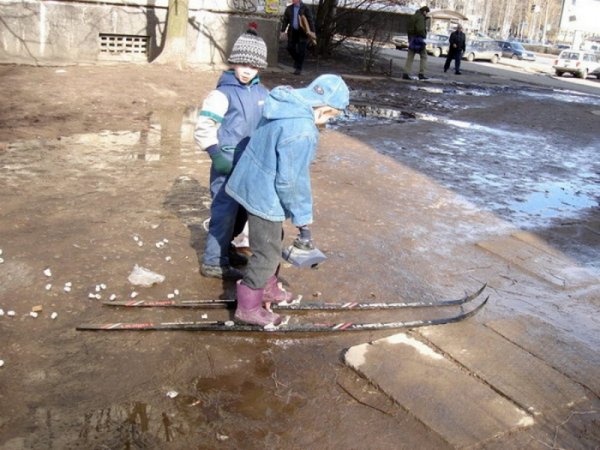 Лыжи на асфальте